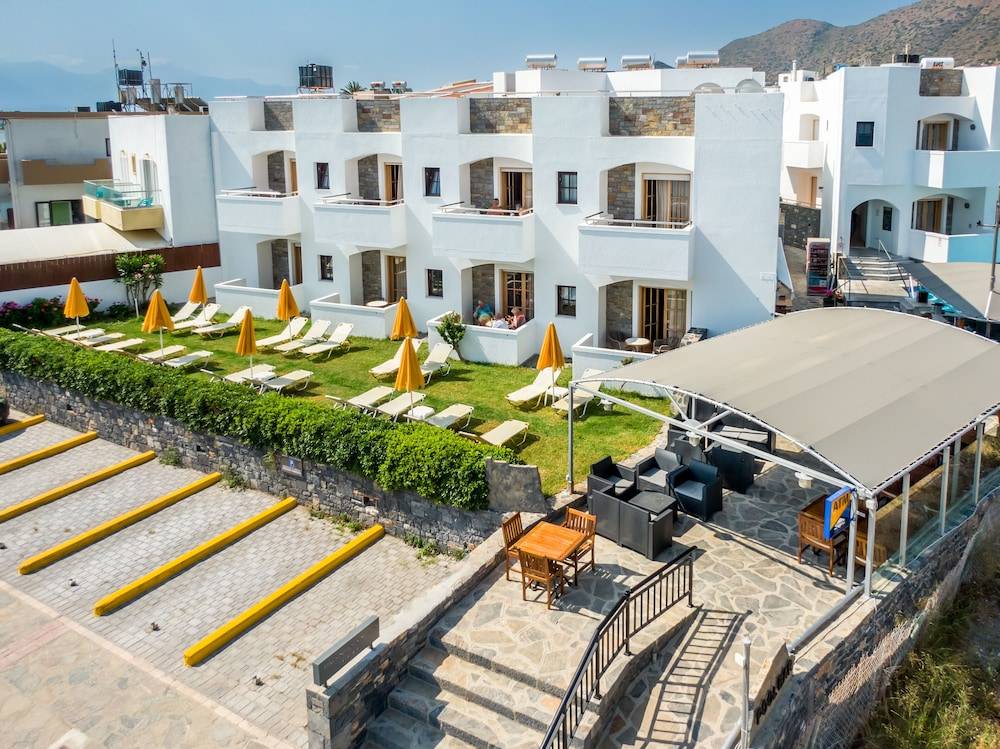 Elounda Alikes Suites & Studios 1