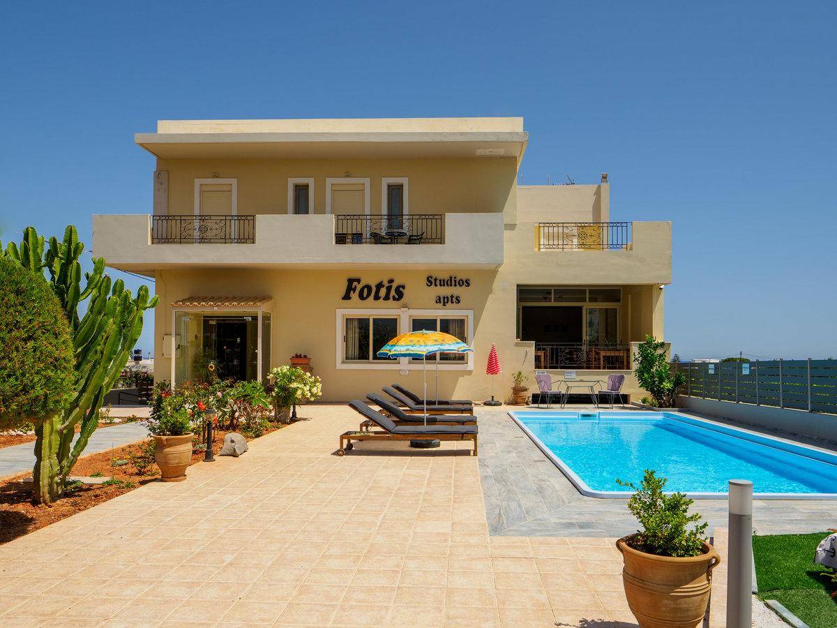 Fotis Studios Apartments 1