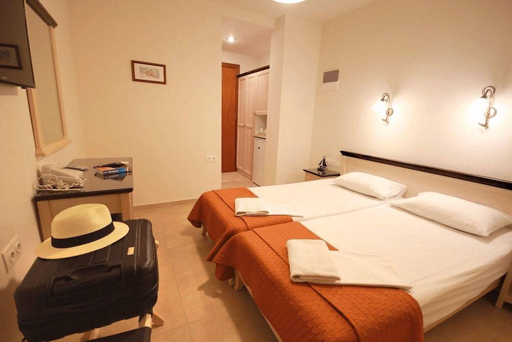 Mirabello Hotel 1