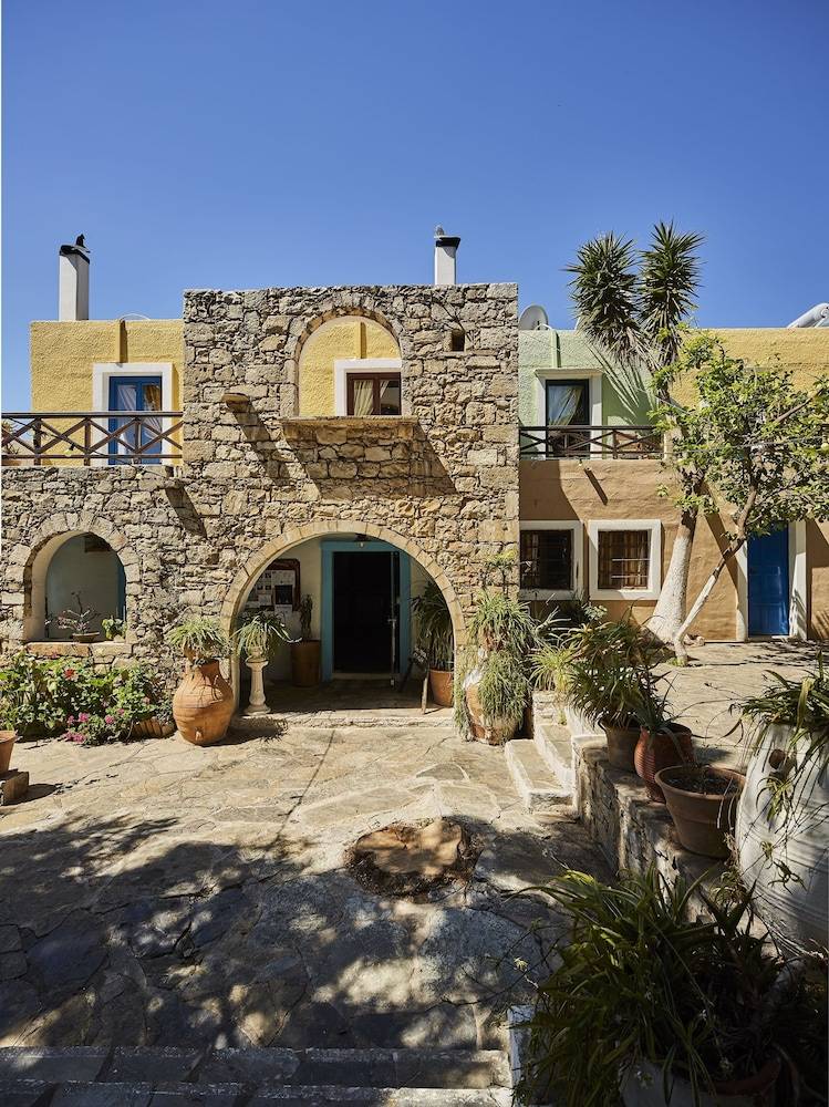 Arolithos Traditional Village Hotel 2