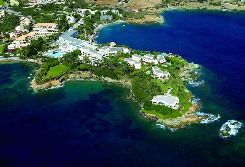 Out Of The Blue Resort & Spa 1