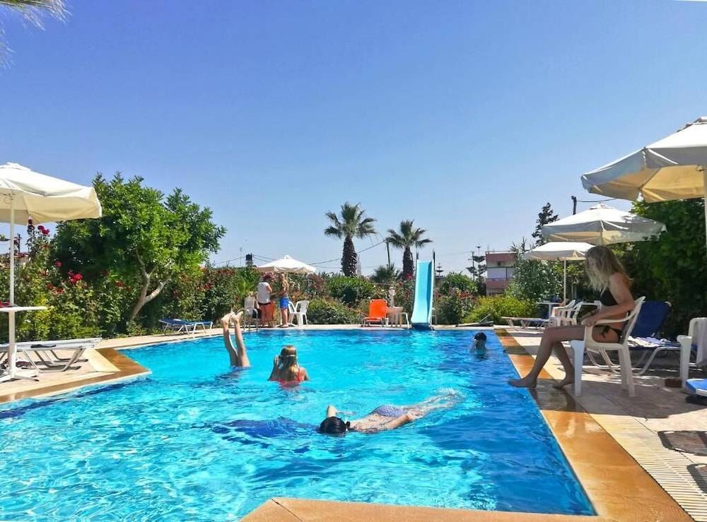 Violetta Hotel 1