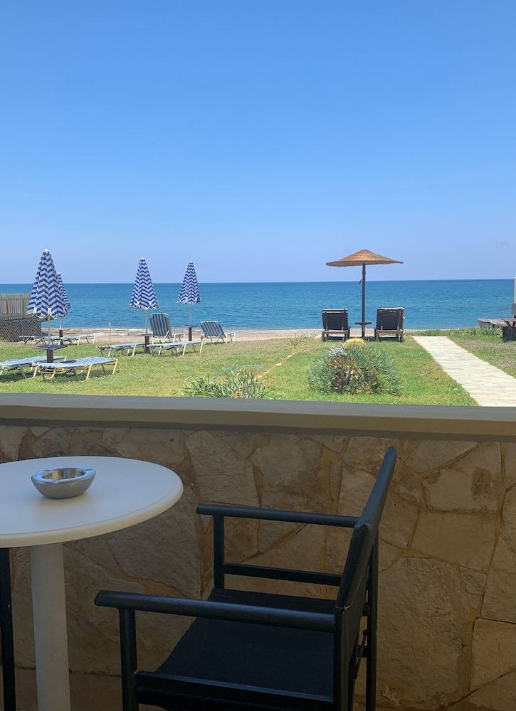 Ermis Suites 1