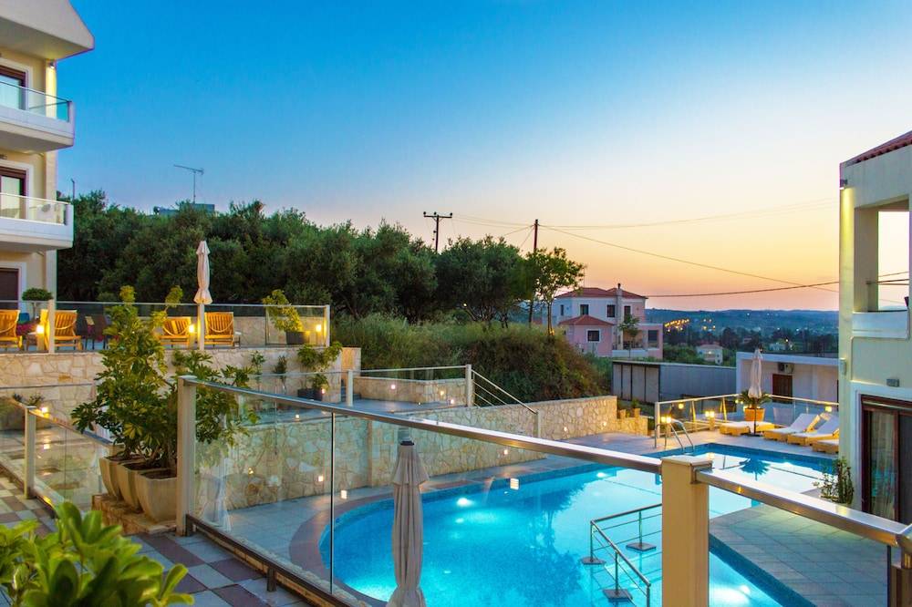 Esthisis Suites Chania 1