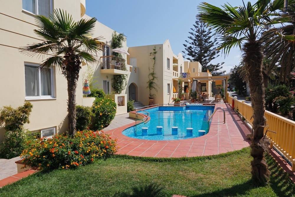 Lambrinos Suites 1