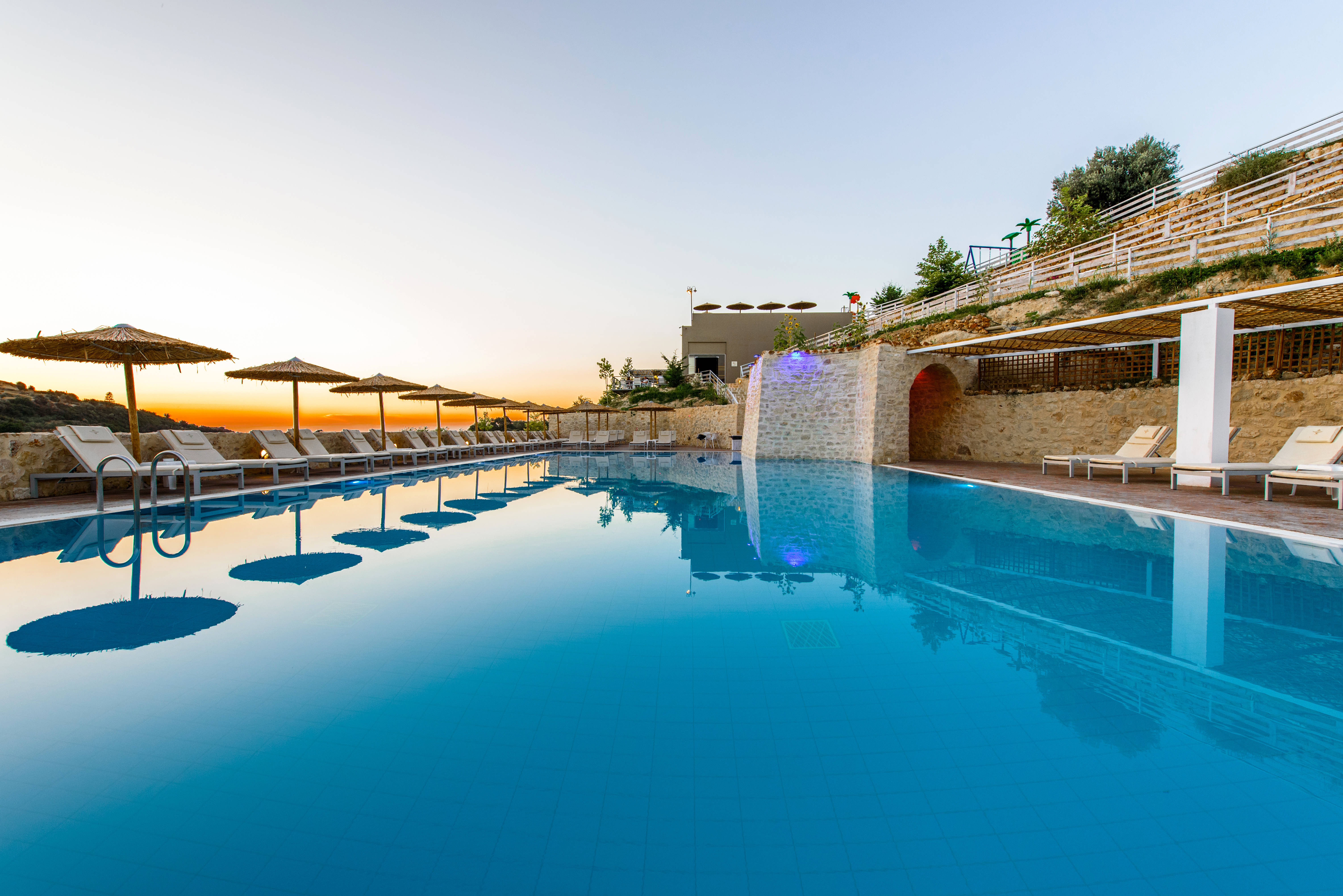 RG Village Crete 1