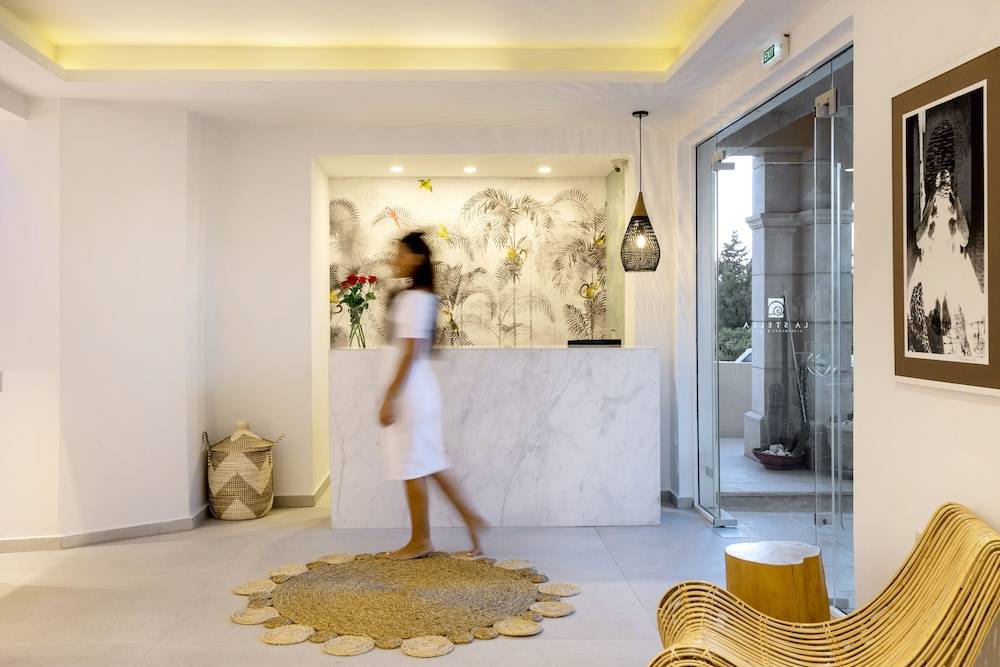 La Stella Suites 2