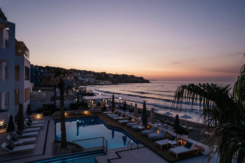 Petradi Beach Lounge Hotel by GHH 1