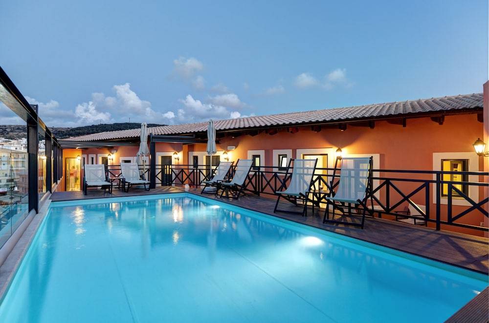 Ionia Suites 1