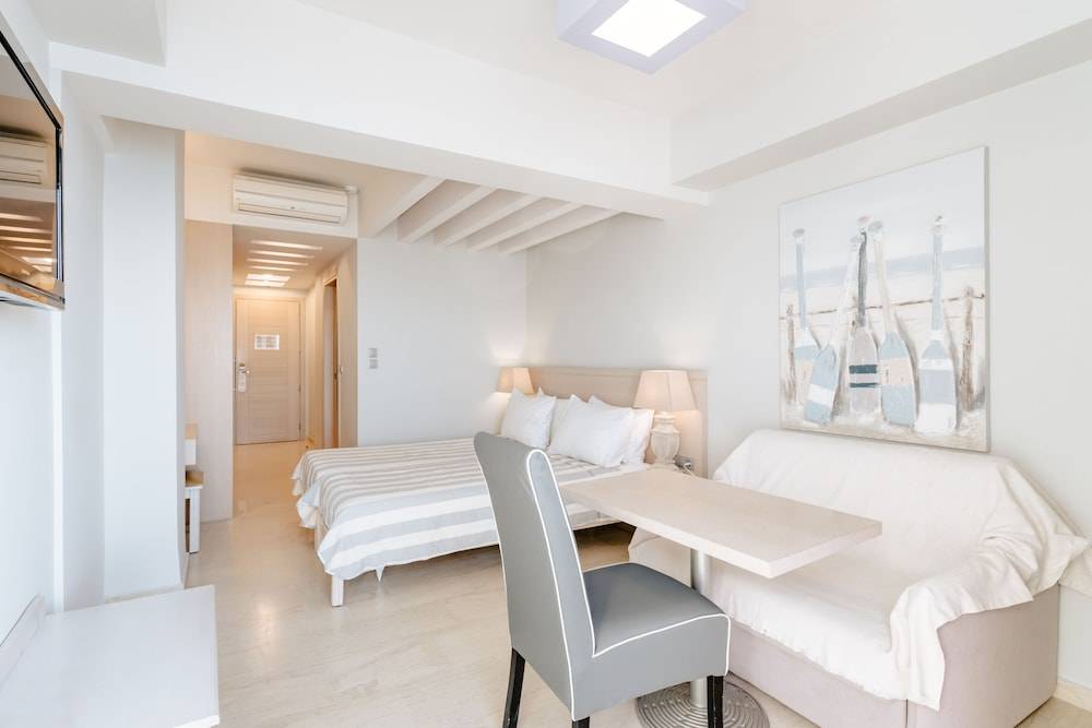 Palm Beach Hotel Apartments 2