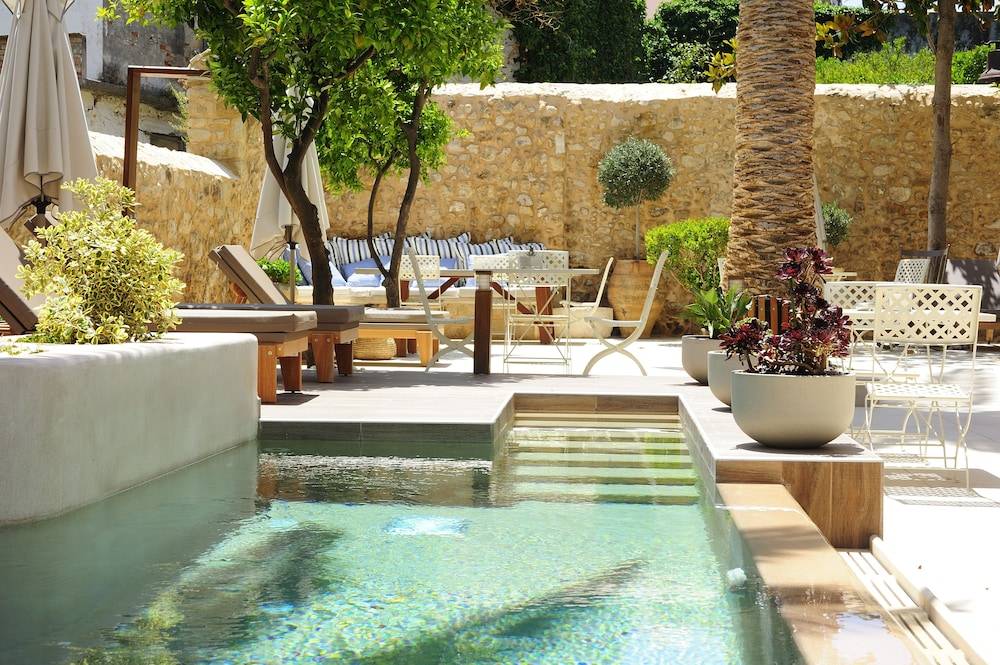 Pepi Boutique Hotel (Adults Only) 1