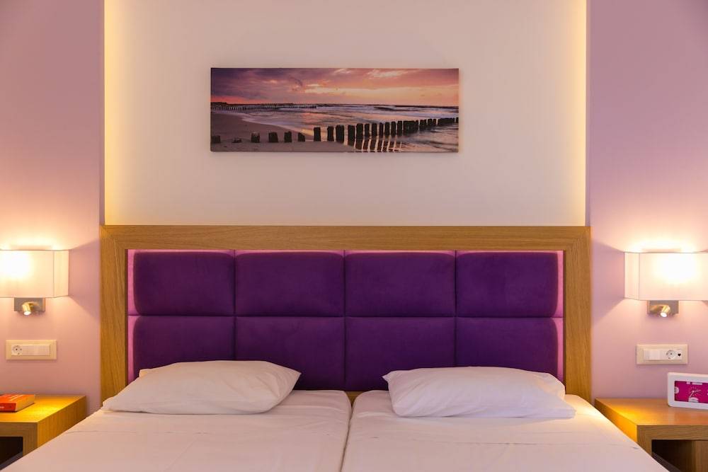Eltina Hotel 2