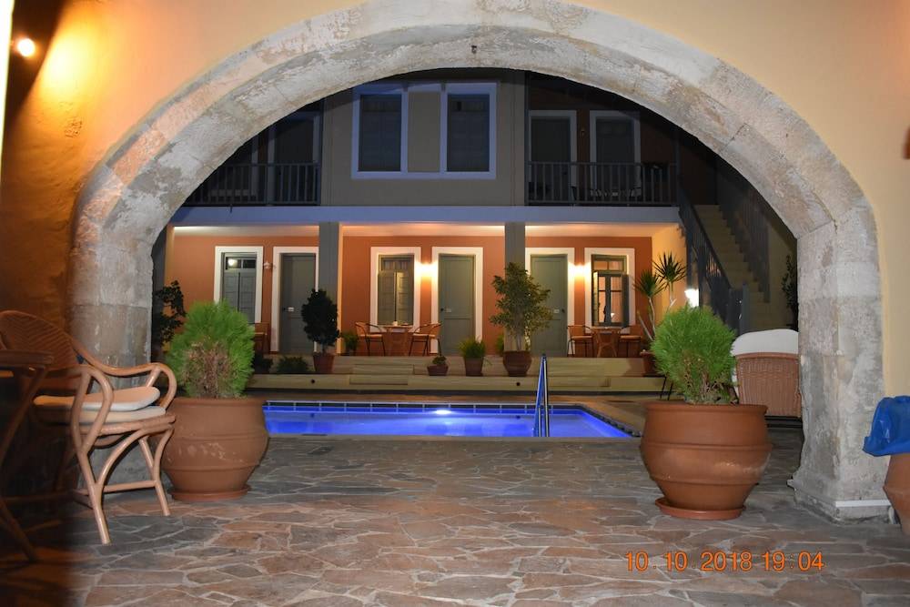 Vecchio Hotel 1
