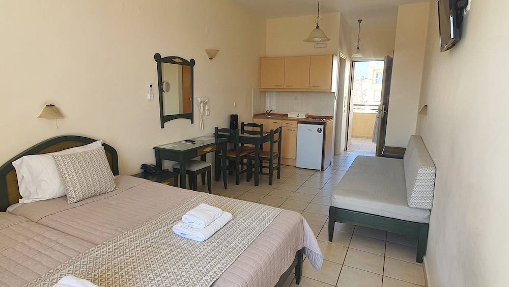 Zannis Hotel 1