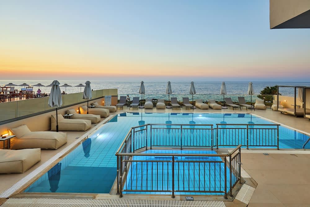 Mila Sissi Bay Hotel 1