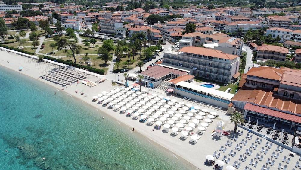 Hanioti GrandOtel 1
