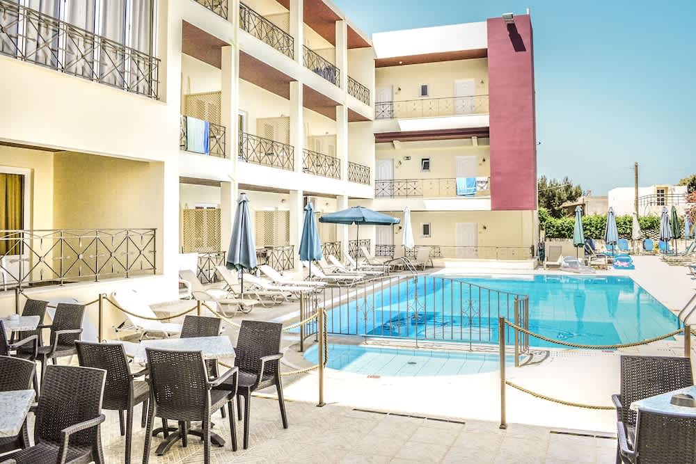 Alexandros Hotel 1