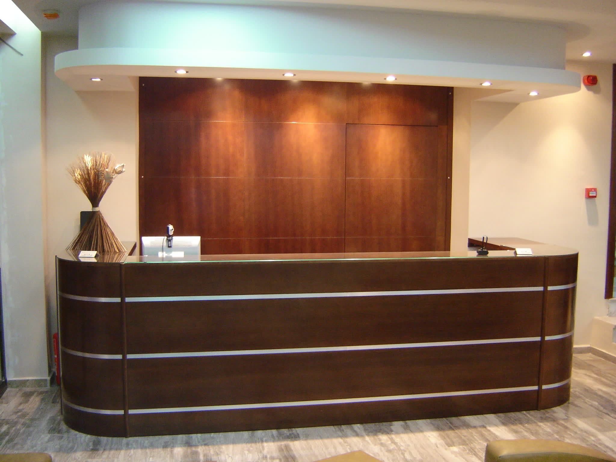 Sacallis Inn Beach Hotel 1