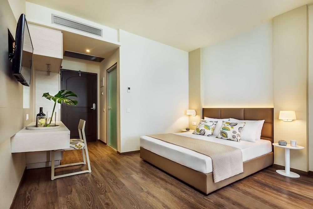 Ammon Zeus Luxury Beach Hotel 2