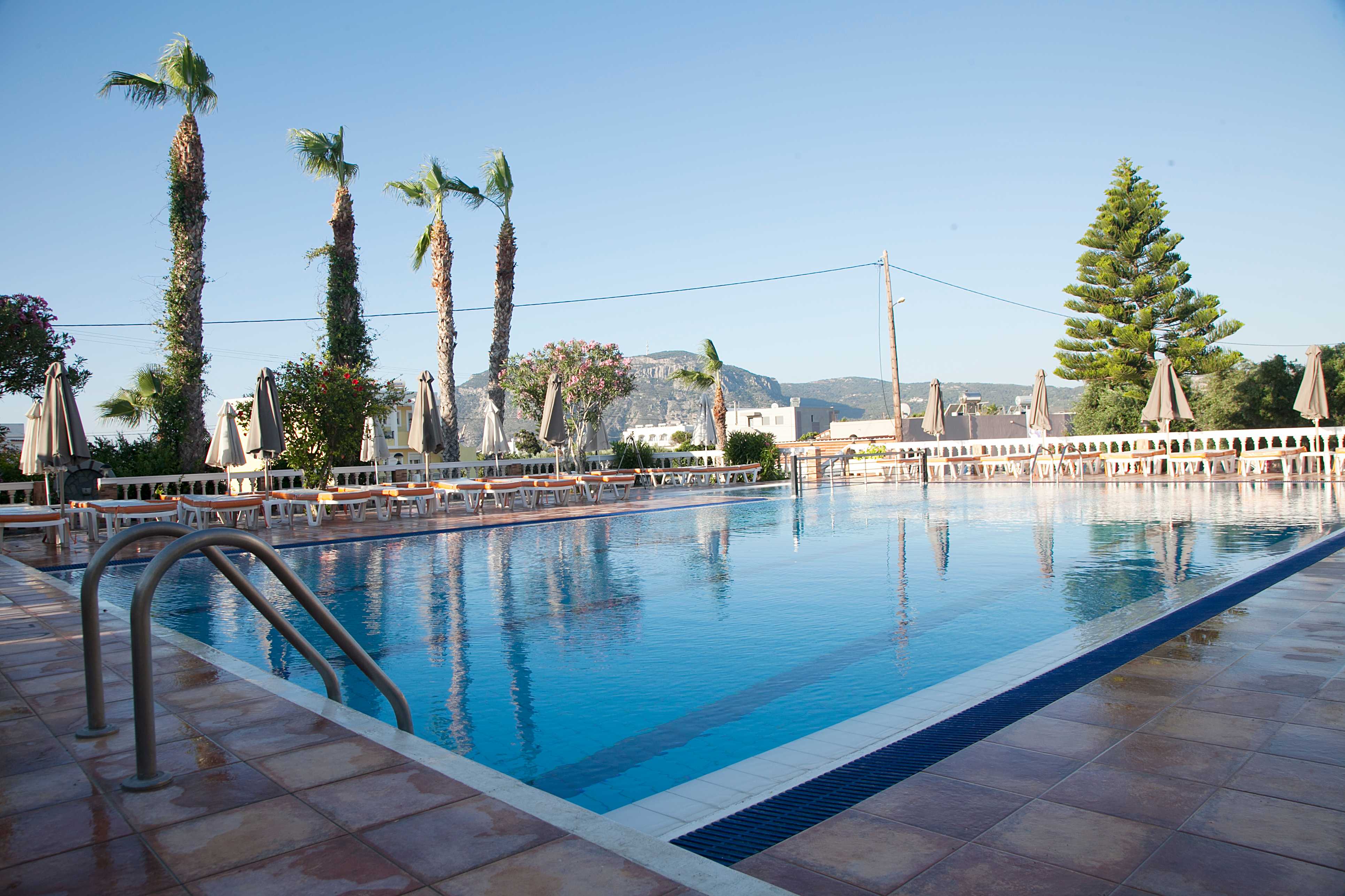 Zeus Hotel 2