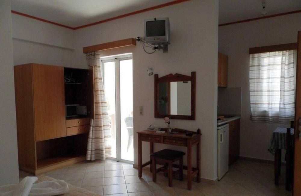 Luis Apartments 1
