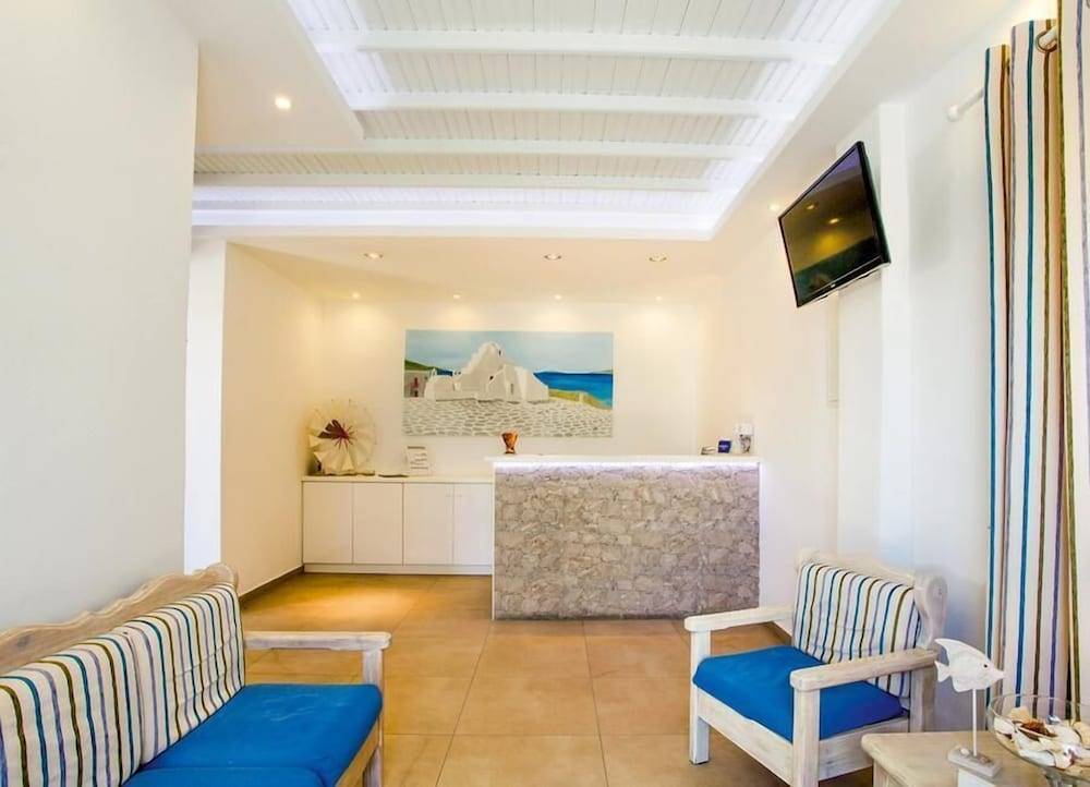 Anemos Hotel & Apartments 2