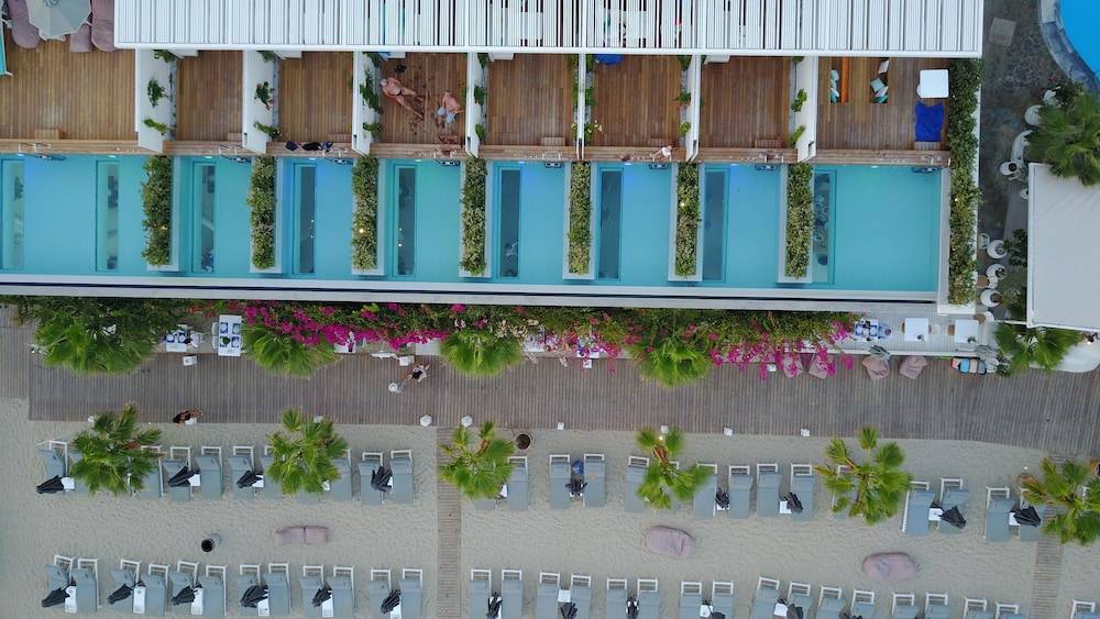 Mykonos Dove Beachfront Hotel 1