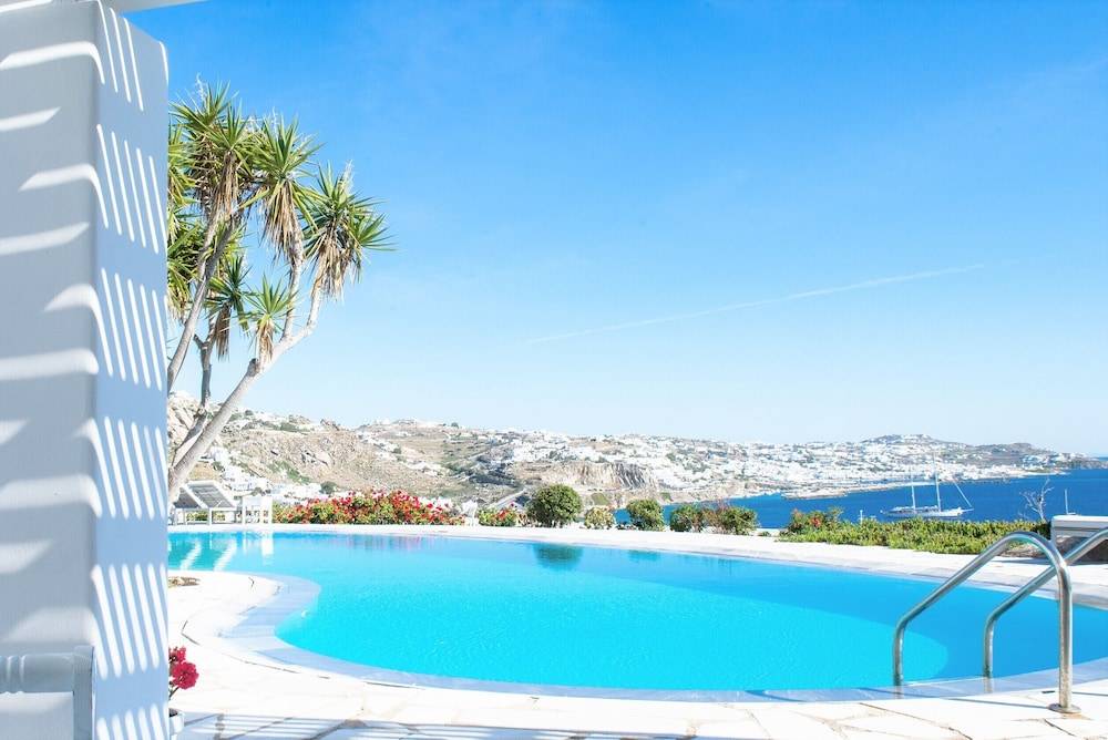 Adikri Villas & Suites 1