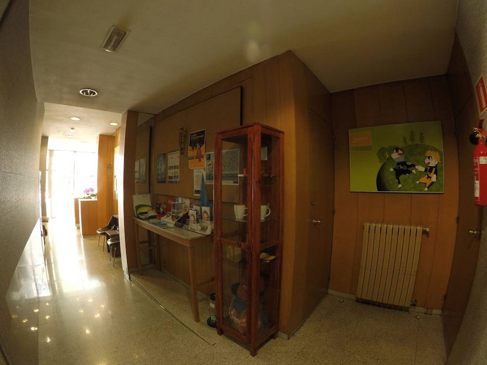 Somriu Hotel City M28 2