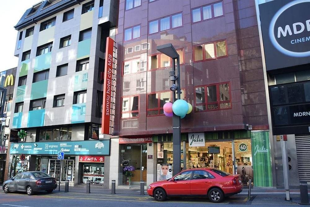 Somriu Hotel City M28 1