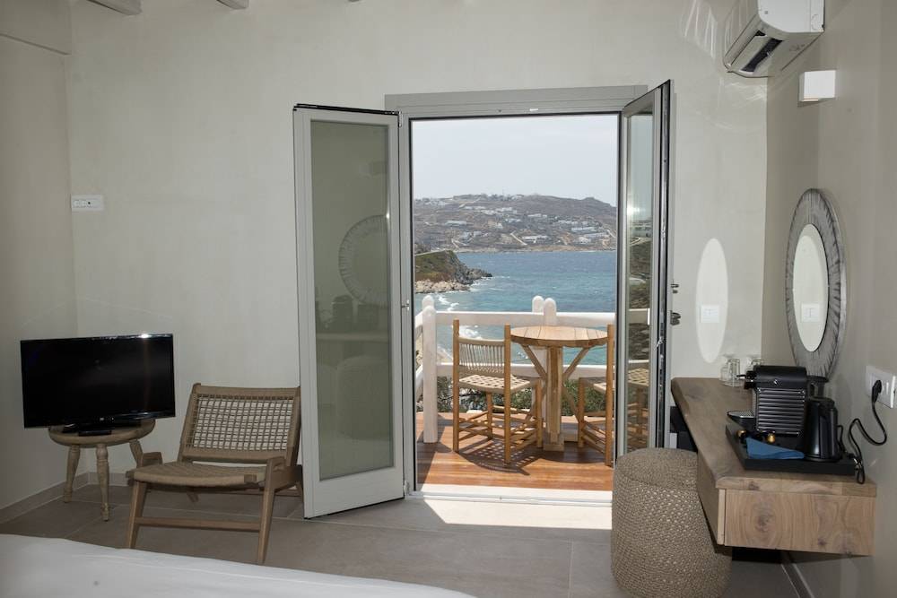 Legacy Suites 2
