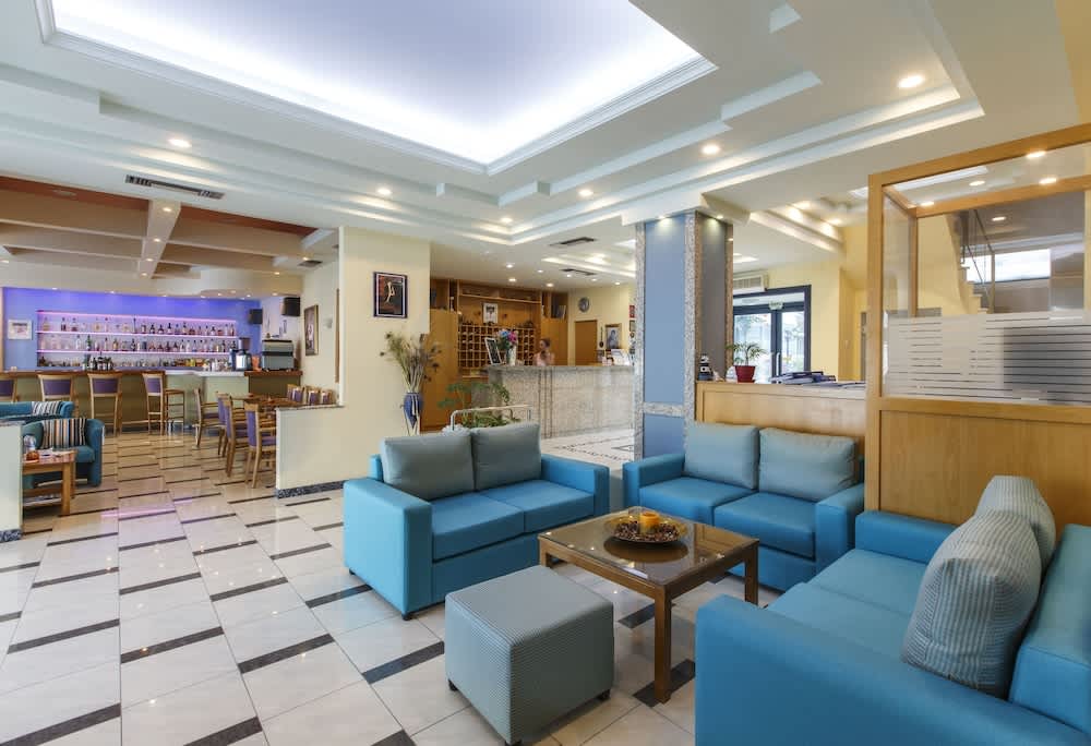Hotel Tolo 2