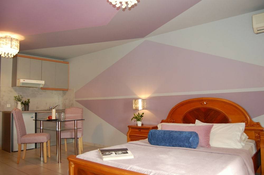 Alkyoni Apartments & Studios 2