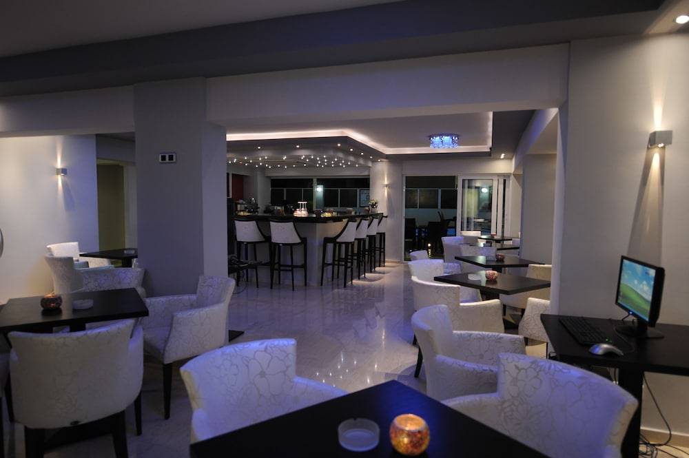 Ialysos City Hotel 2