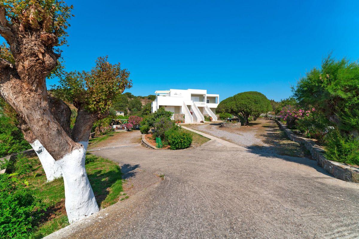 Tselios Apartments & Studios 1