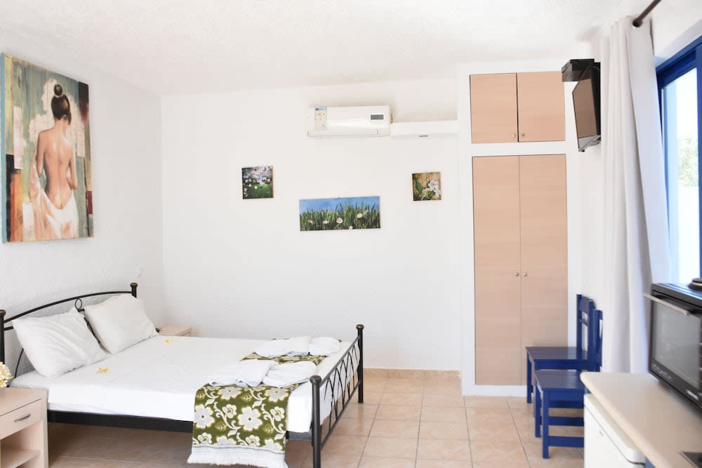 Kiotari Beach Apartments - Studios 2