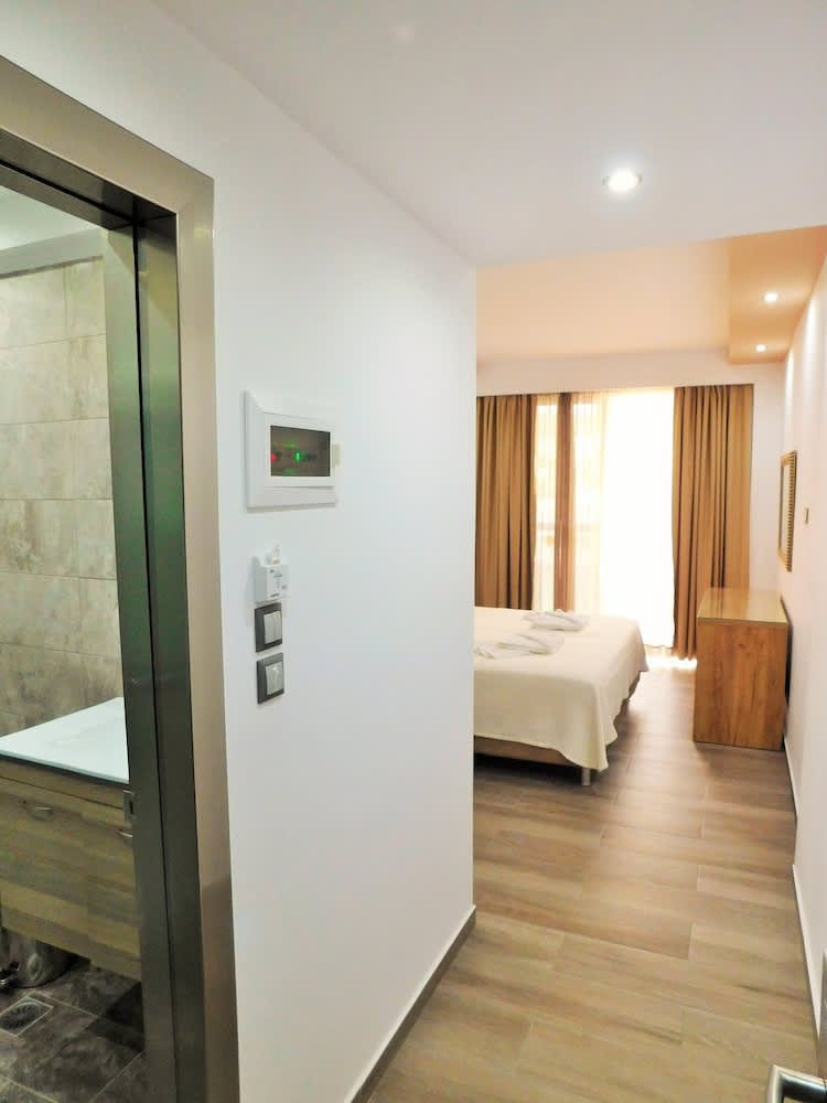 Sunshine Hotel Lardos 2