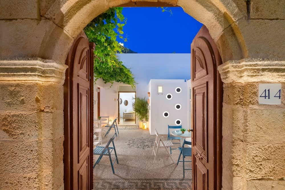 Lindos Citrin Studios 1