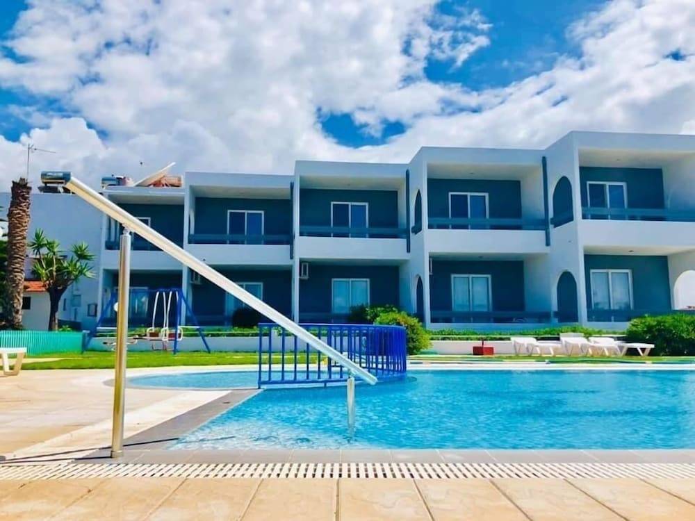 Sea View Studios 1