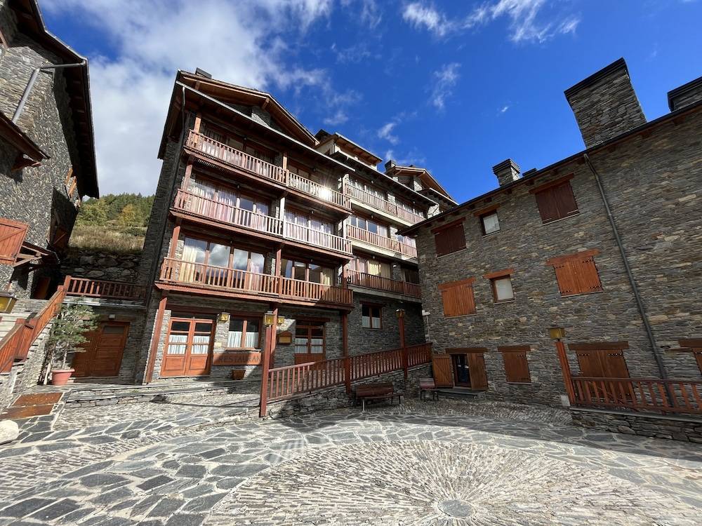 Wuau! Apartaments Font del Poble 1
