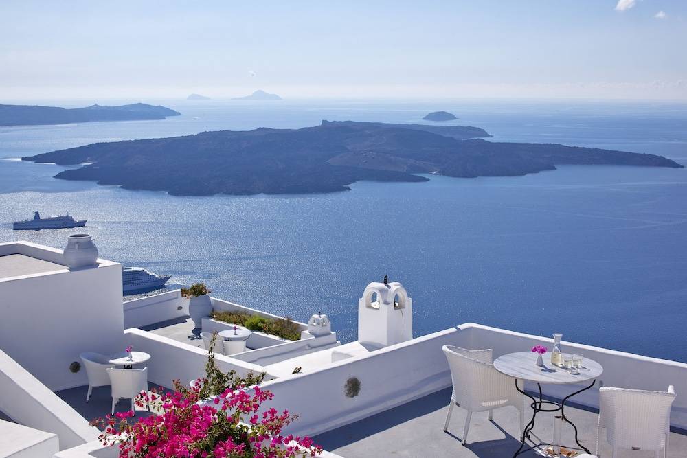 Cliff Side Suites 1
