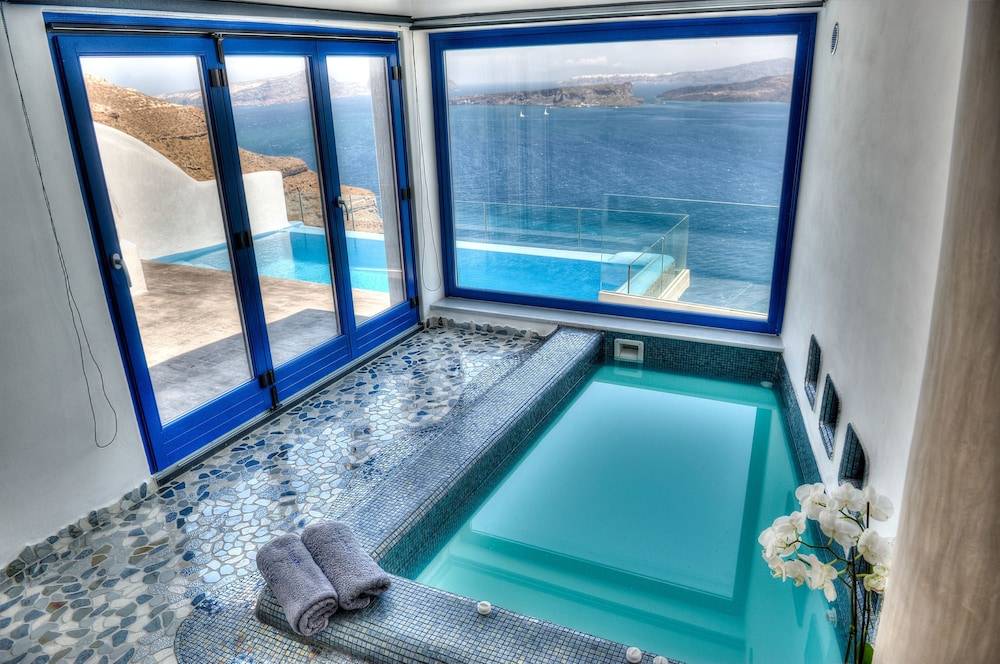 Astarte Suites 2