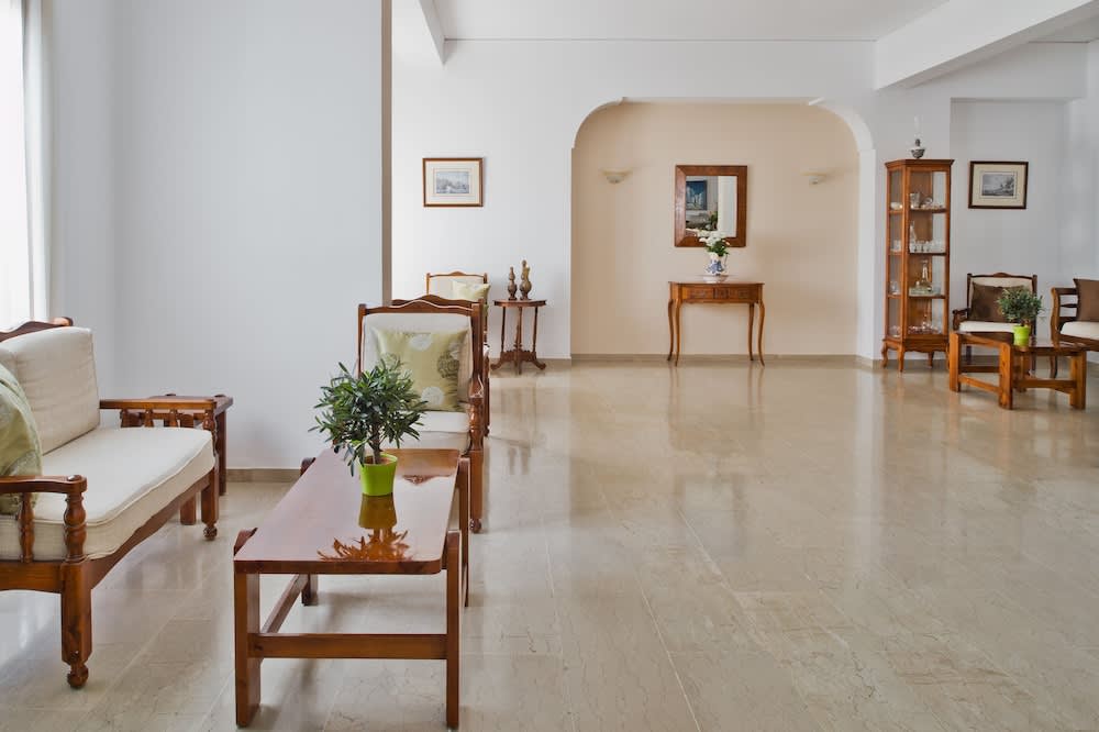 Makarios Hotel 2