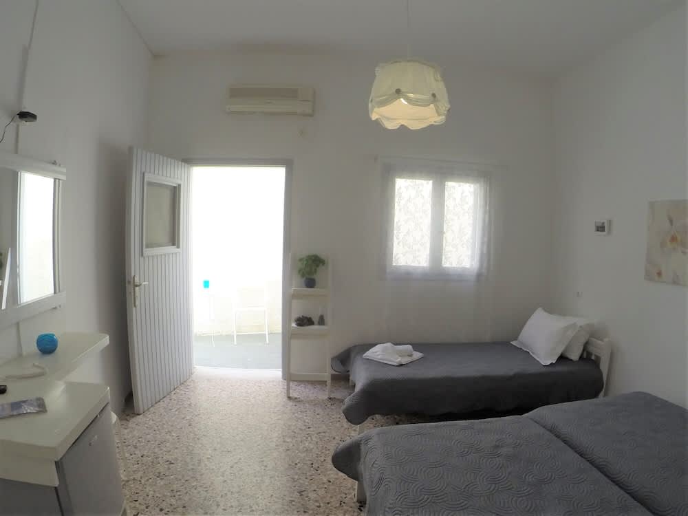 Sagma Beach Rooms 2