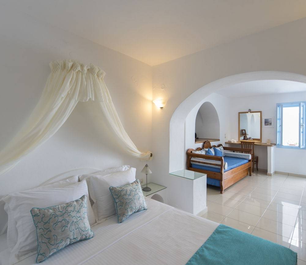 Kastro Suites 2