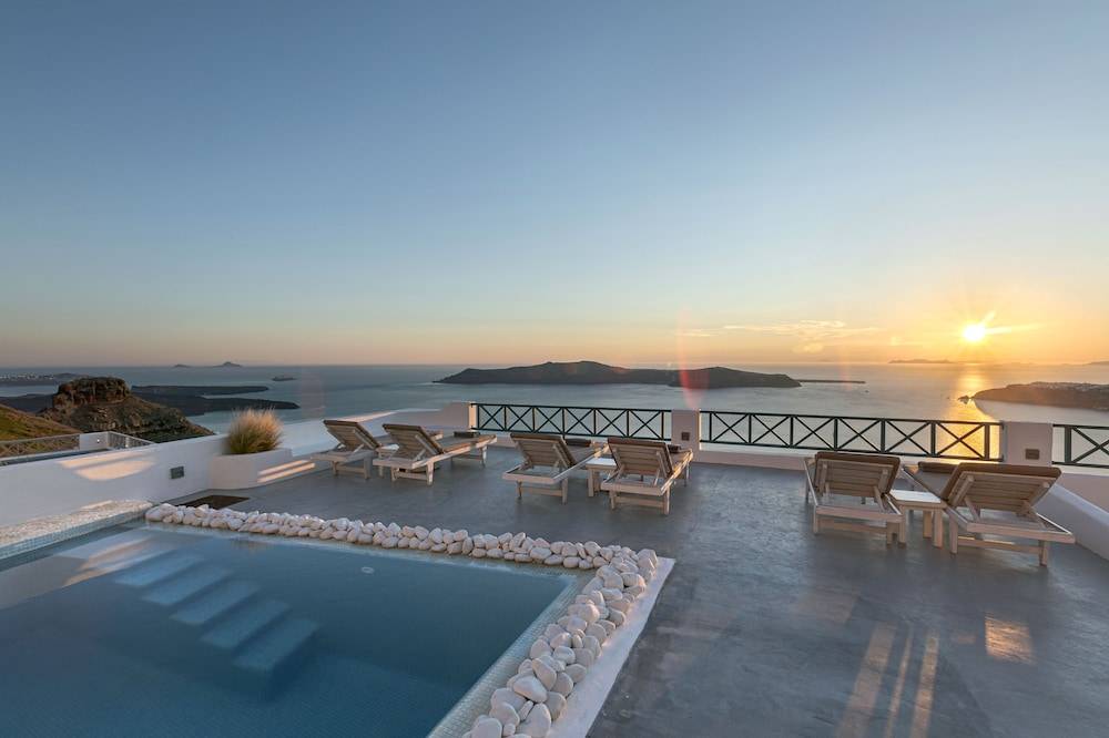 Afroessa Hotel by Caldera Houses 1