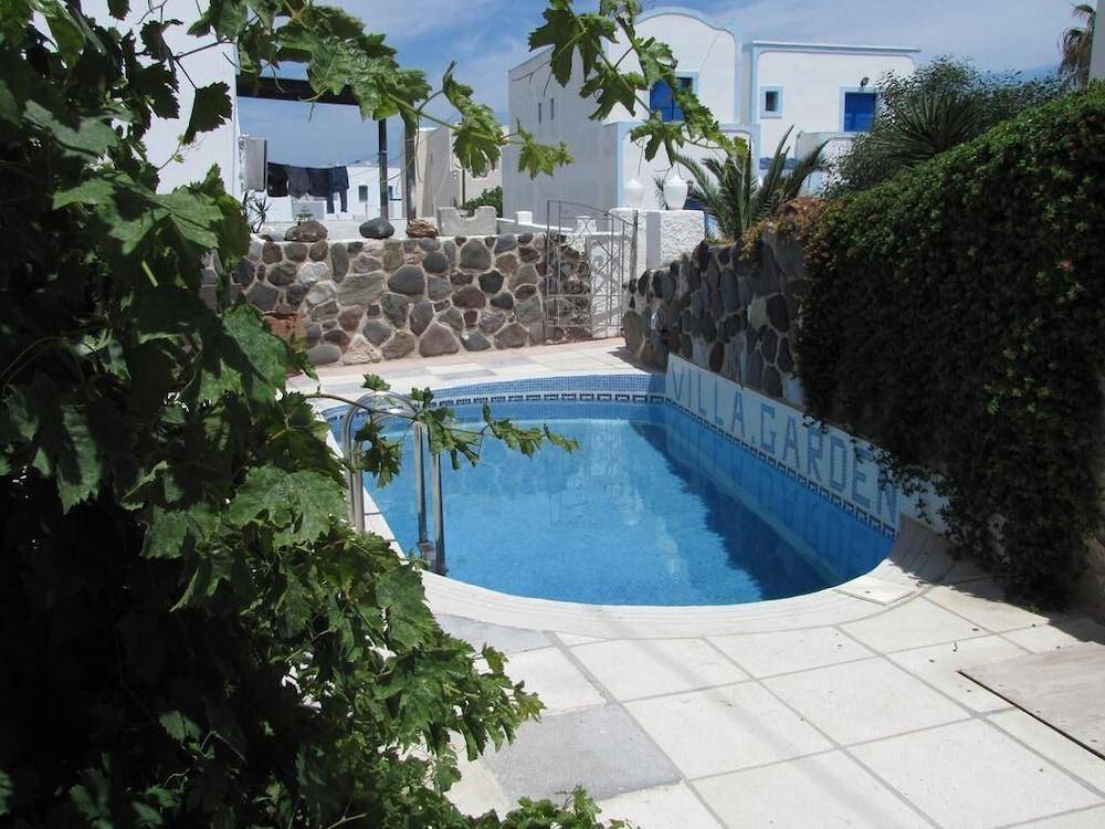 Villa Garden 1