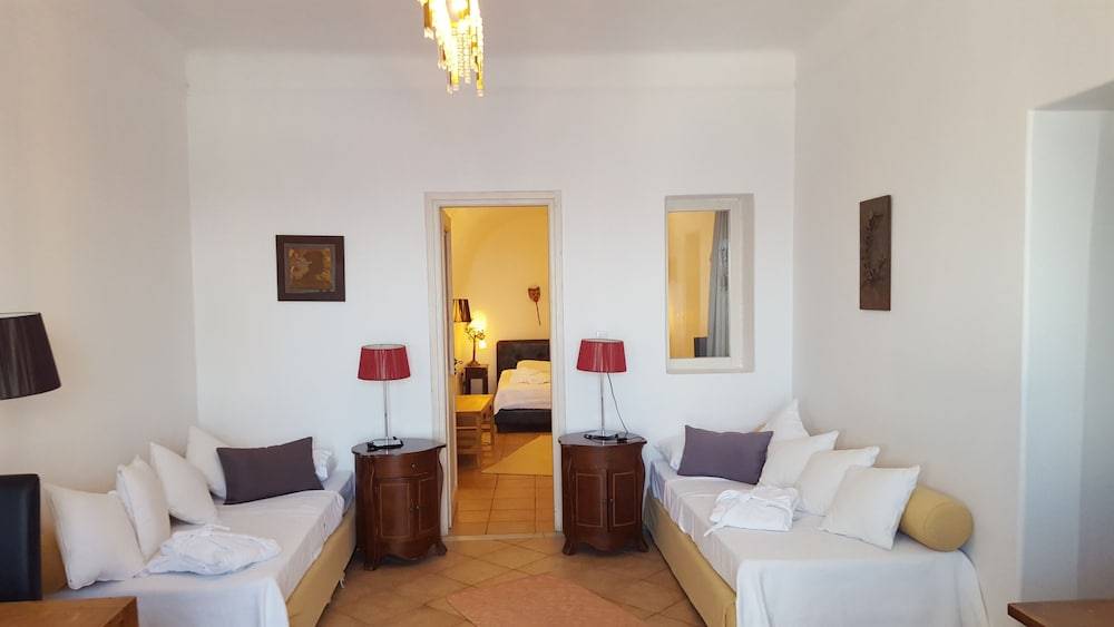 Panorama Suites 2