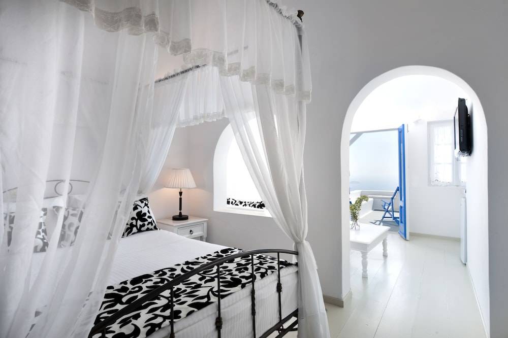 Mardanza Krokos Suites 2