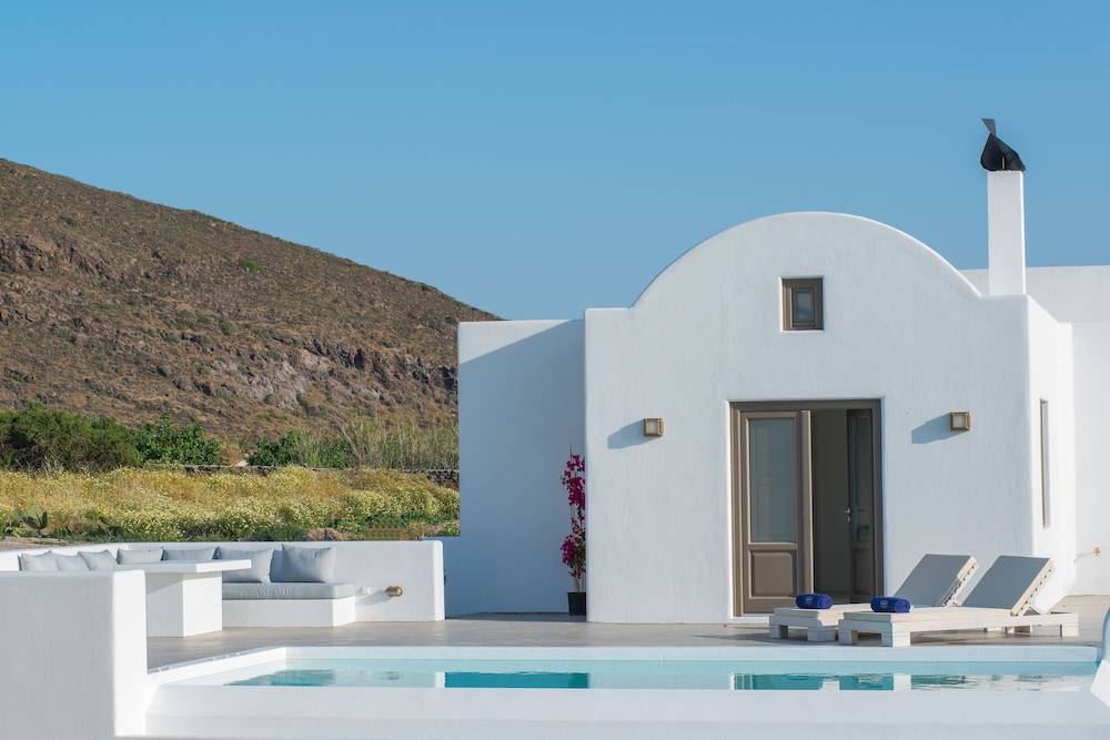Azar Luxury Villas & Suites 2